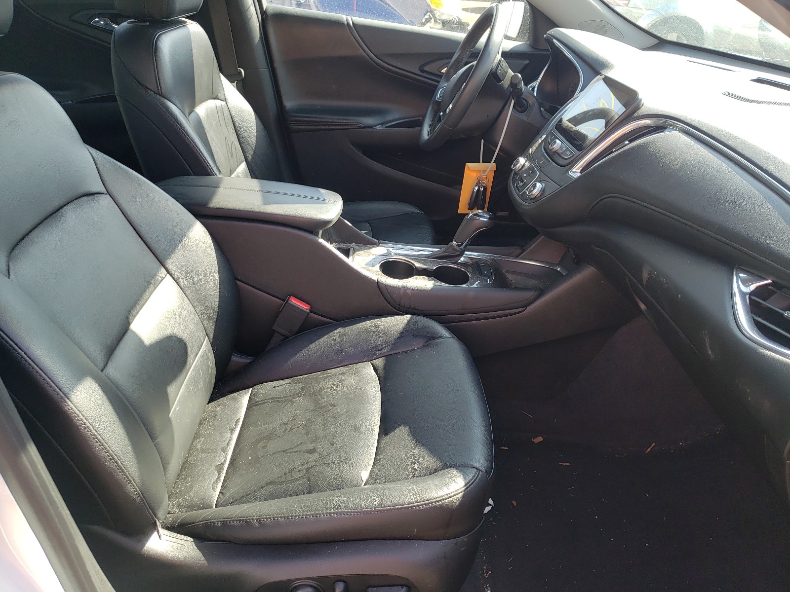 Photo 5 from auction – 2016 CHEVROLET MALIBU LT with VIN 1G1ZE5ST2GF333975
