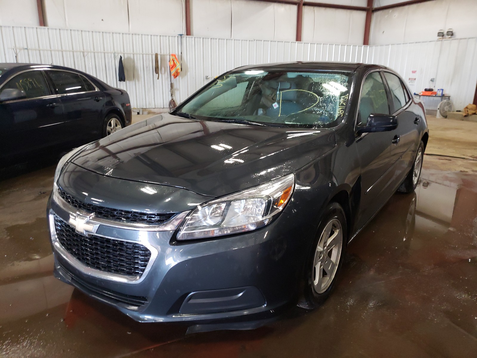 Zdjęcie 2 z aukcji – 2015 CHEVROLET MALIBU LS z VIN 1G11B5SL5FF208487