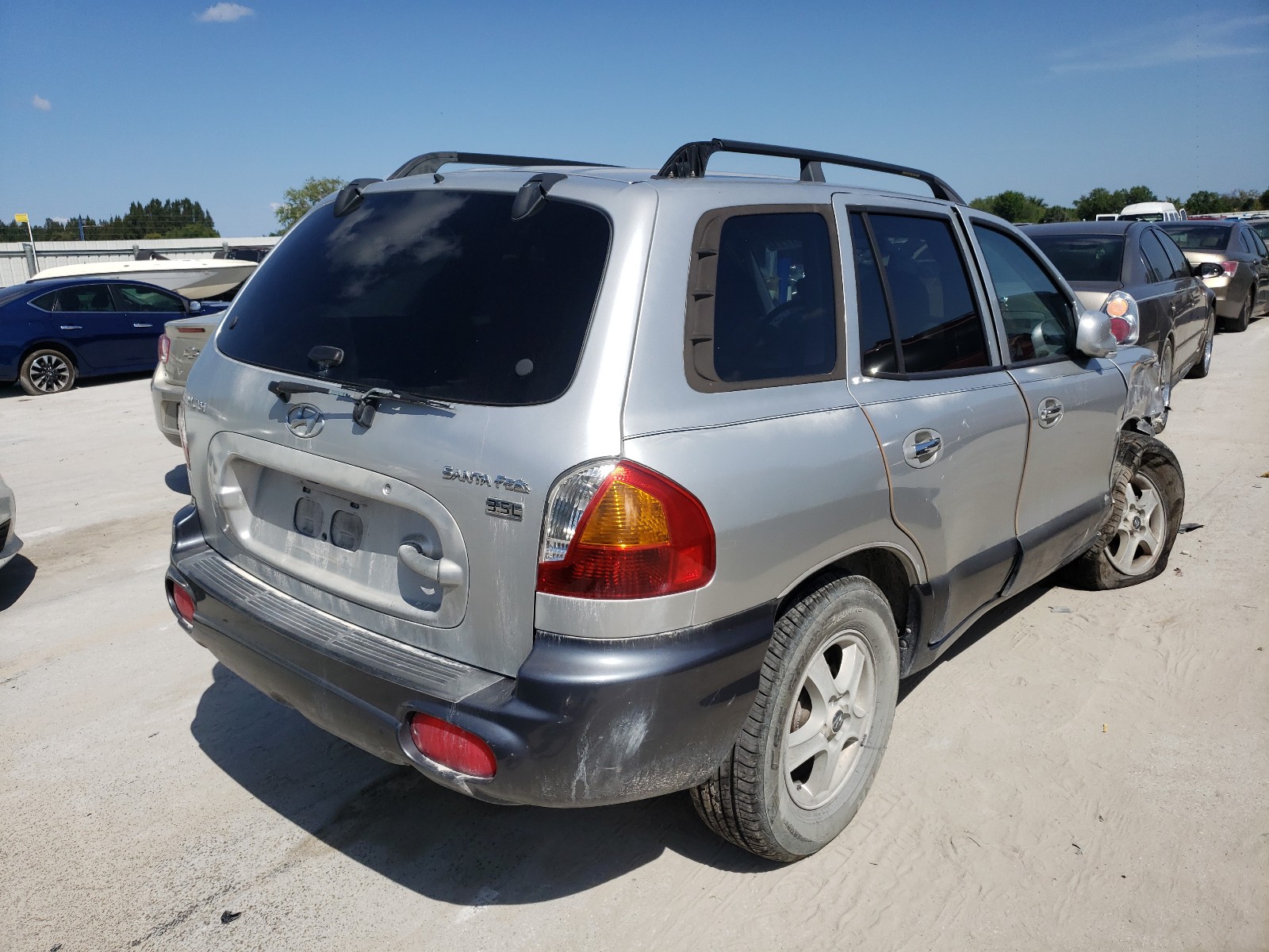 Photo 4 from auction – 2003 HYUNDAI SANTA FE G with VIN KM8SC13E73U551807