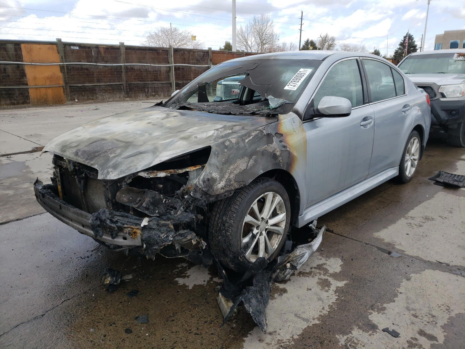 Photo 2 from auction – 2014 SUBARU LEGACY 2.5 with VIN 4S3BMCC66E3014960
