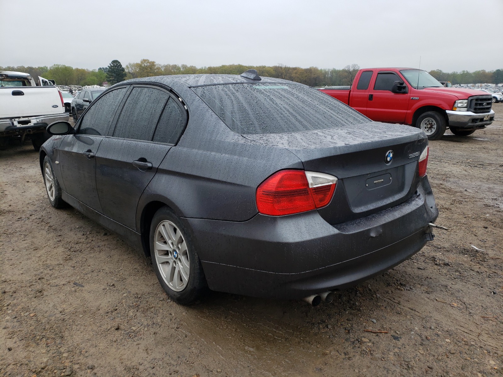 Photo 3 from auction – 2007 BMW 328 I with VIN WBAVA33527PV67563