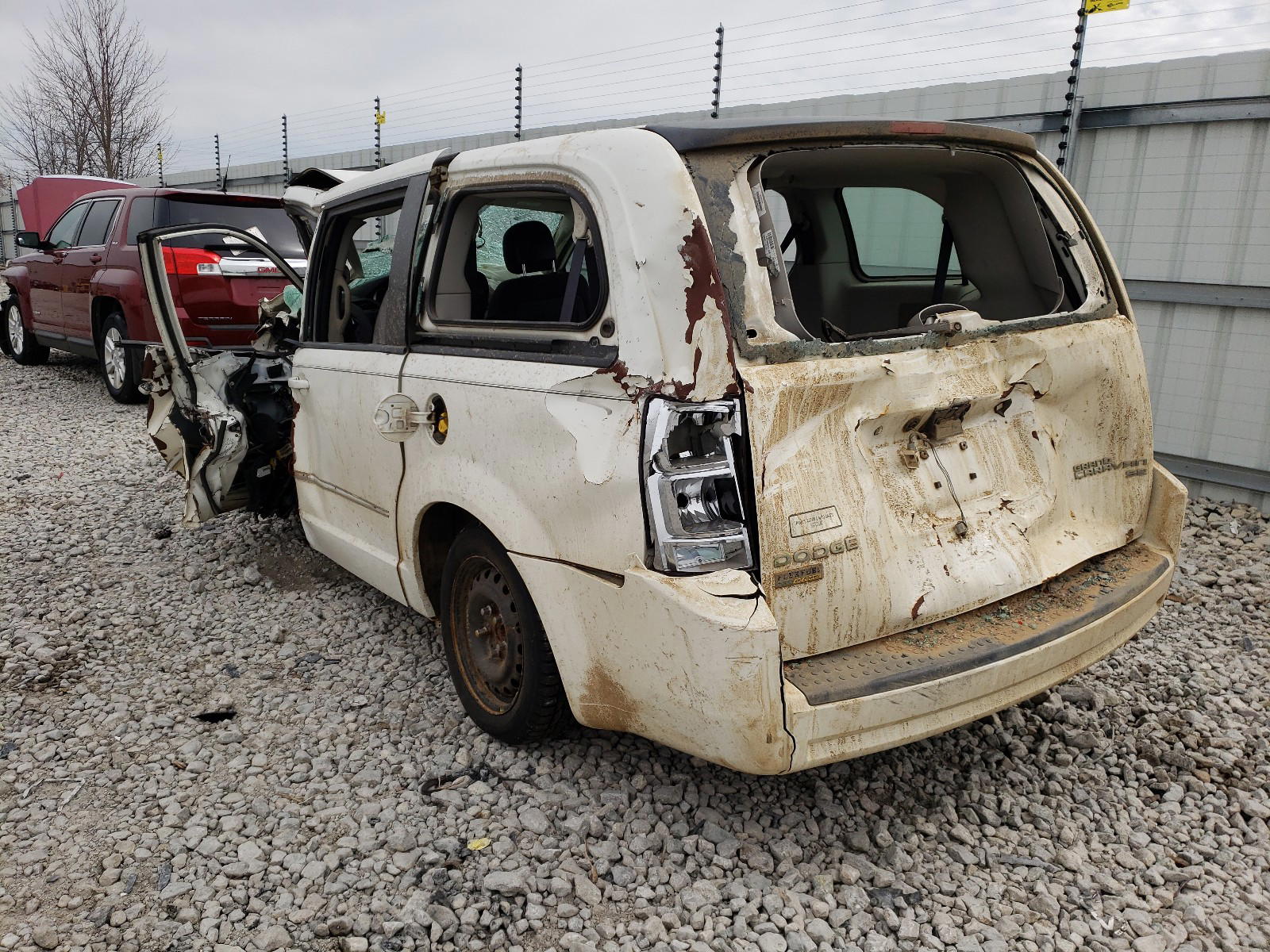Photo 3 from auction – 2010 DODGE GRAND CARA with VIN 2D4RN4DE6AR396225
