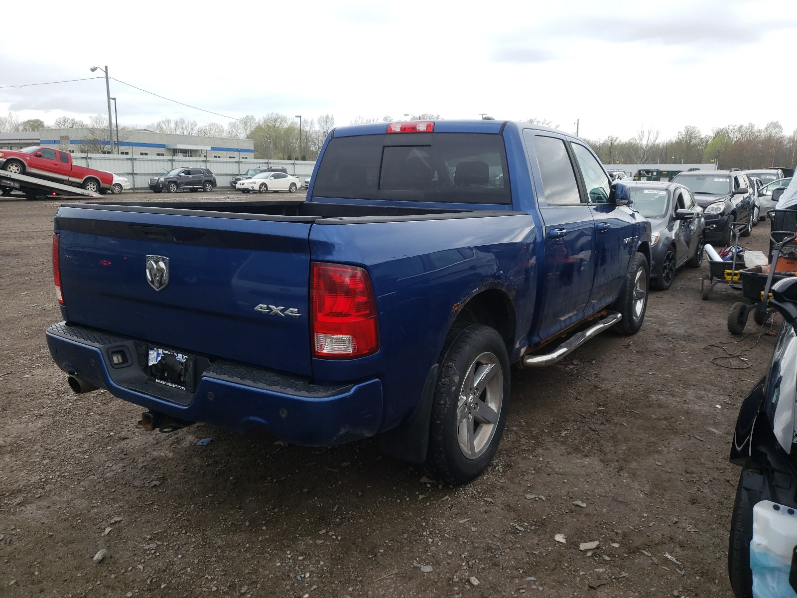 Zdjęcie 4 z aukcji – 2010 DODGE RAM 1500 z VIN 1D7RV1CT8AS153029