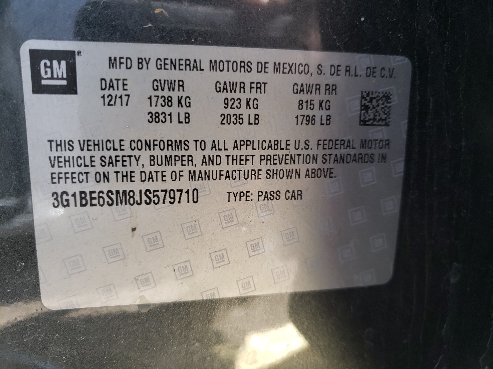 Photo 10 from auction – 2018 CHEVROLET CRUZE LT with VIN 3G1BE6SM8JS579710
