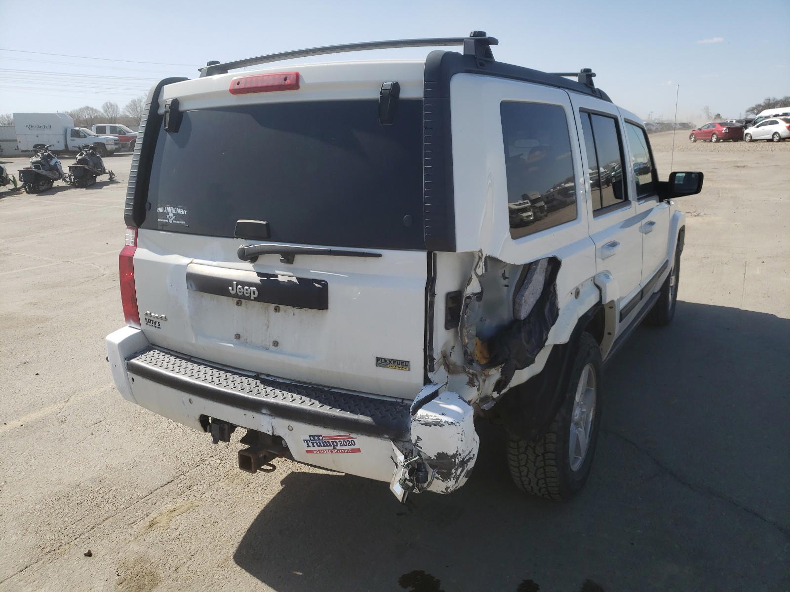 Photo 4 from auction – 2007 JEEP COMMANDER with VIN 1J8HG48P27C598732