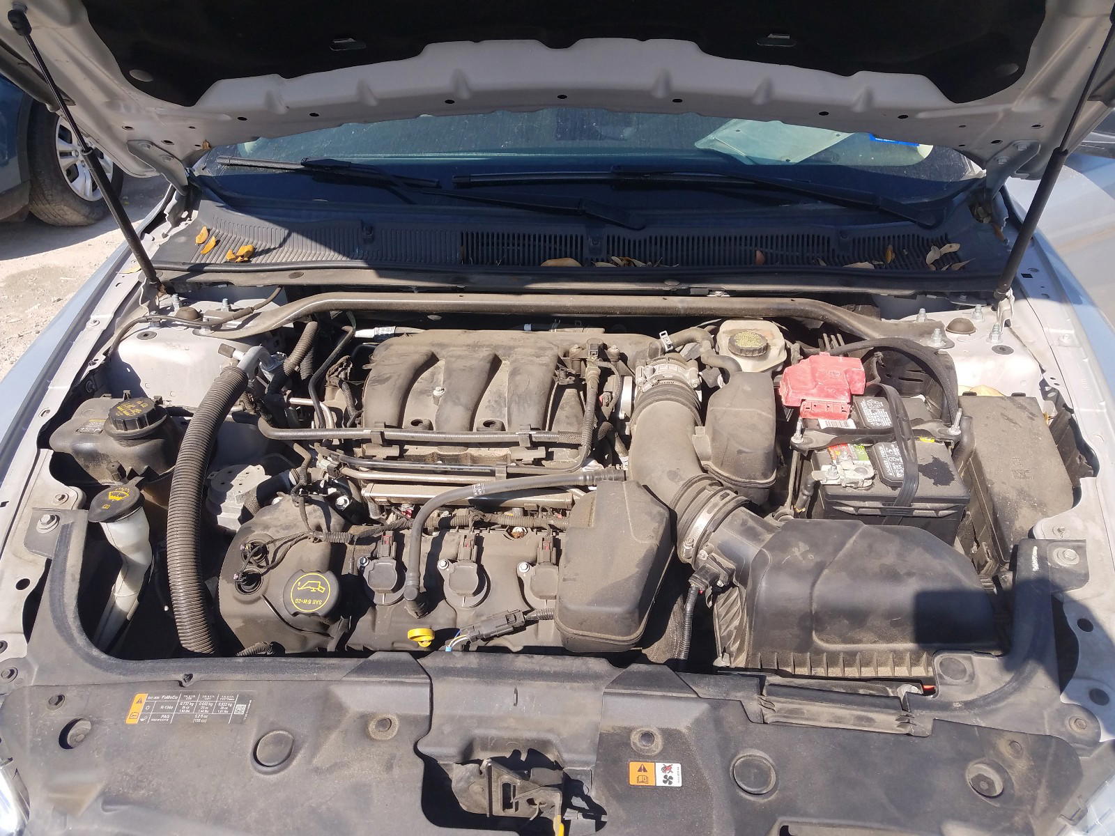 Photo 7 from auction – 2015 FORD TAURUS SE with VIN 1FAHP2D81FG155334