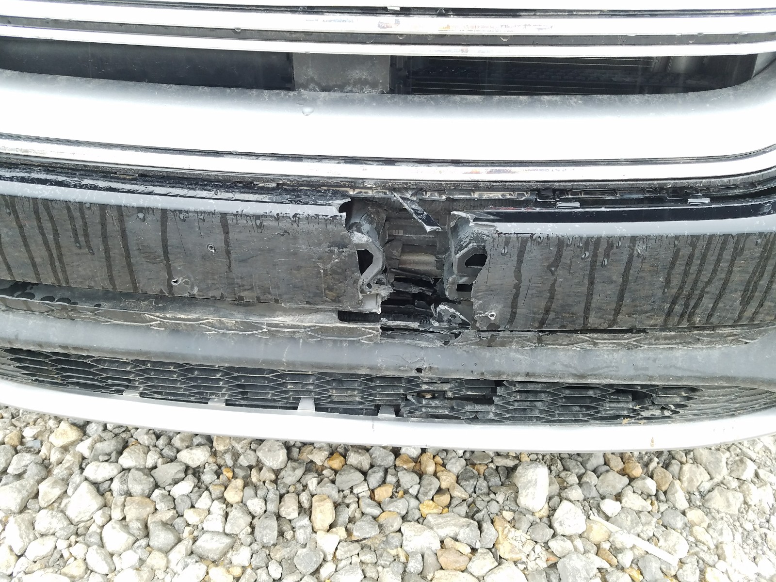 Zdjęcie 9 z aukcji – 2017 FORD EDGE TITAN z VIN 2FMPK4K92HBC13288