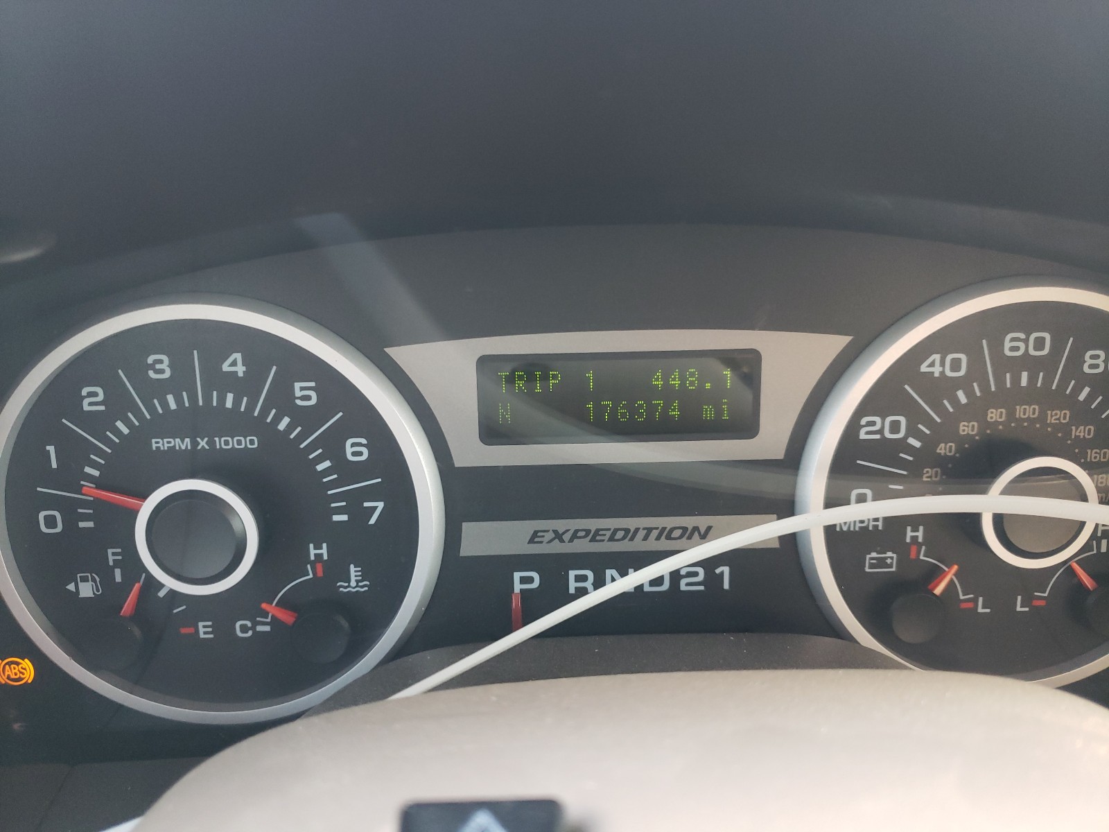 Photo 8 from auction – 2006 FORD EXPEDITION with VIN 1FMFU175X6LA02878