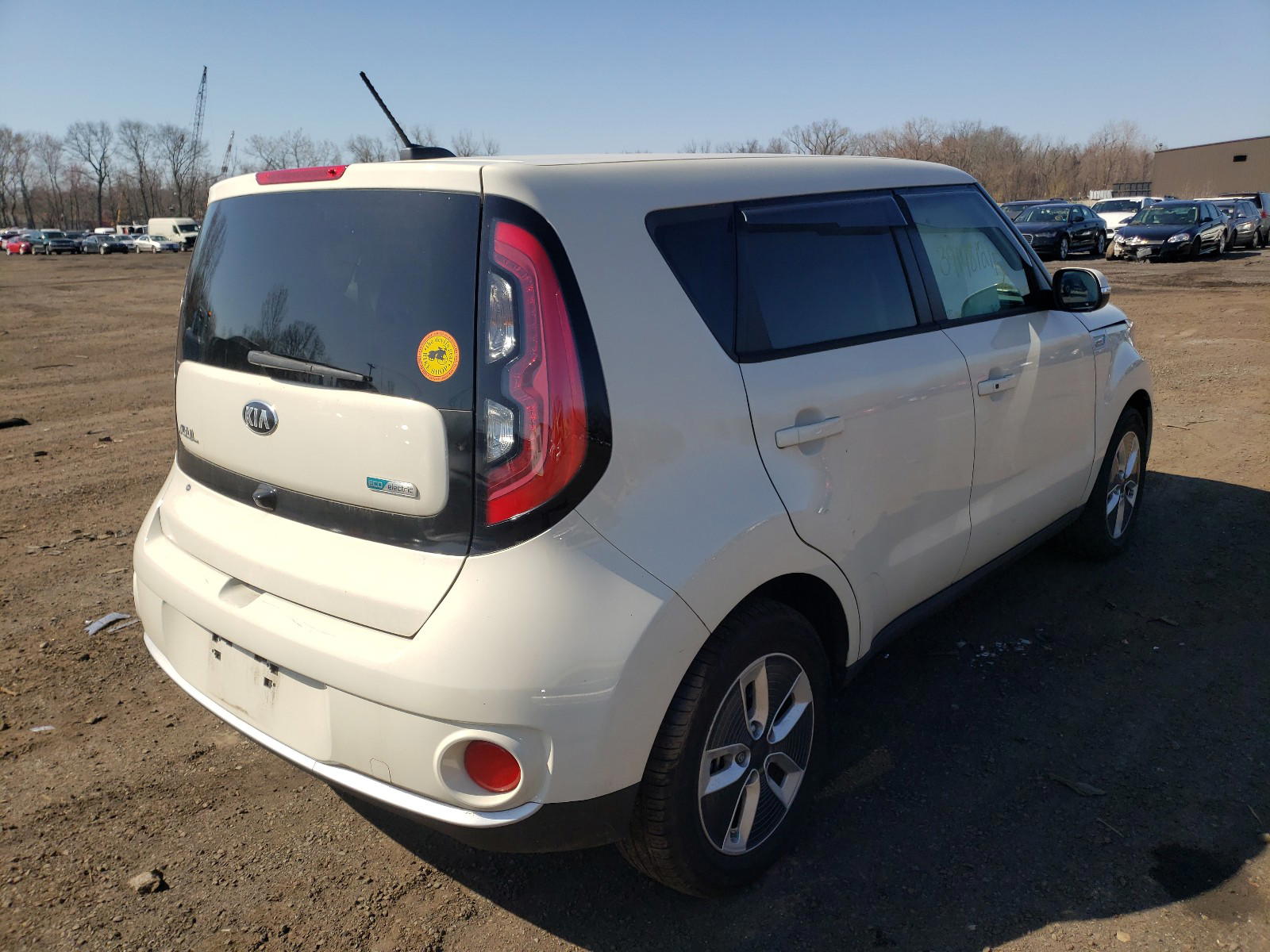 Photo 4 from auction – 2018 KIA SOUL EV with VIN KNDJP3AEXJ7028439