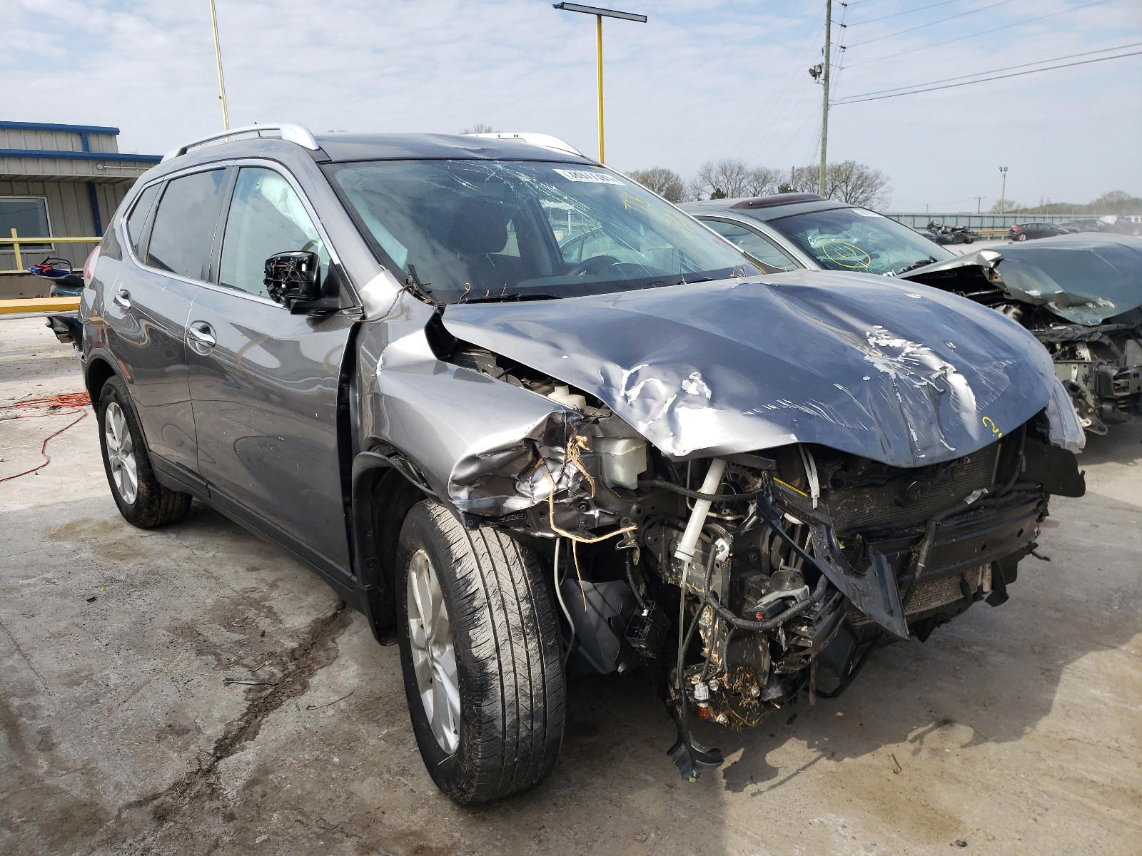 NISSAN ROGUE S 2016 with VIN KNMAT2MT6GP628657 - Photo from auction