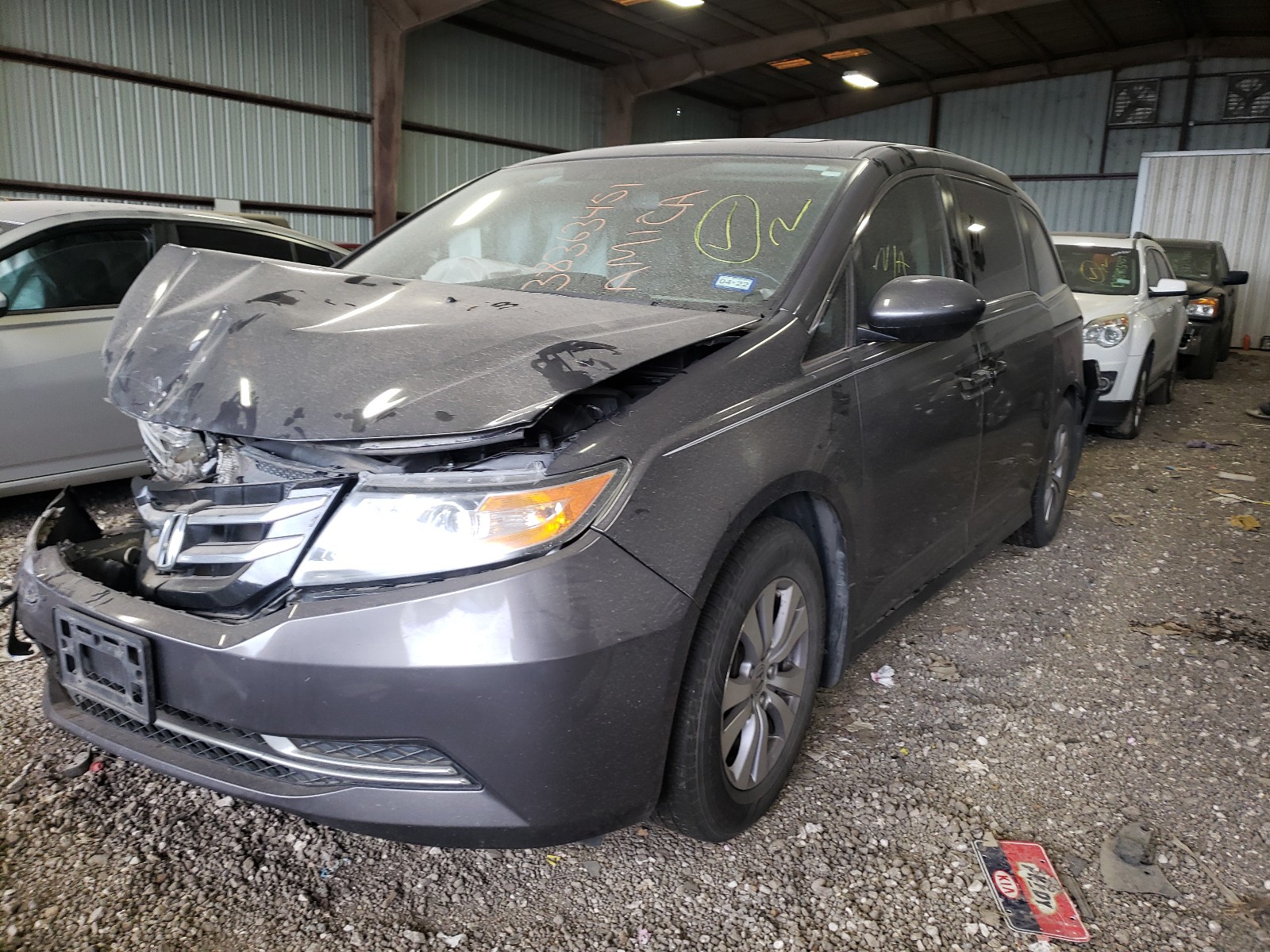 Photo 2 from auction – 2015 HONDA ODYSSEY EX with VIN 5FNRL5H61FB063882