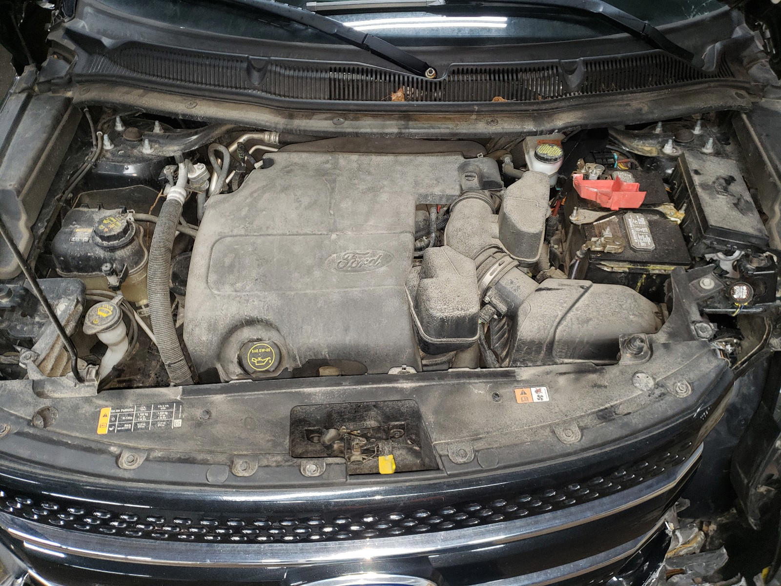Photo 7 from auction – 2015 FORD EXPLORER L with VIN 1FM5K8F80FGC26143