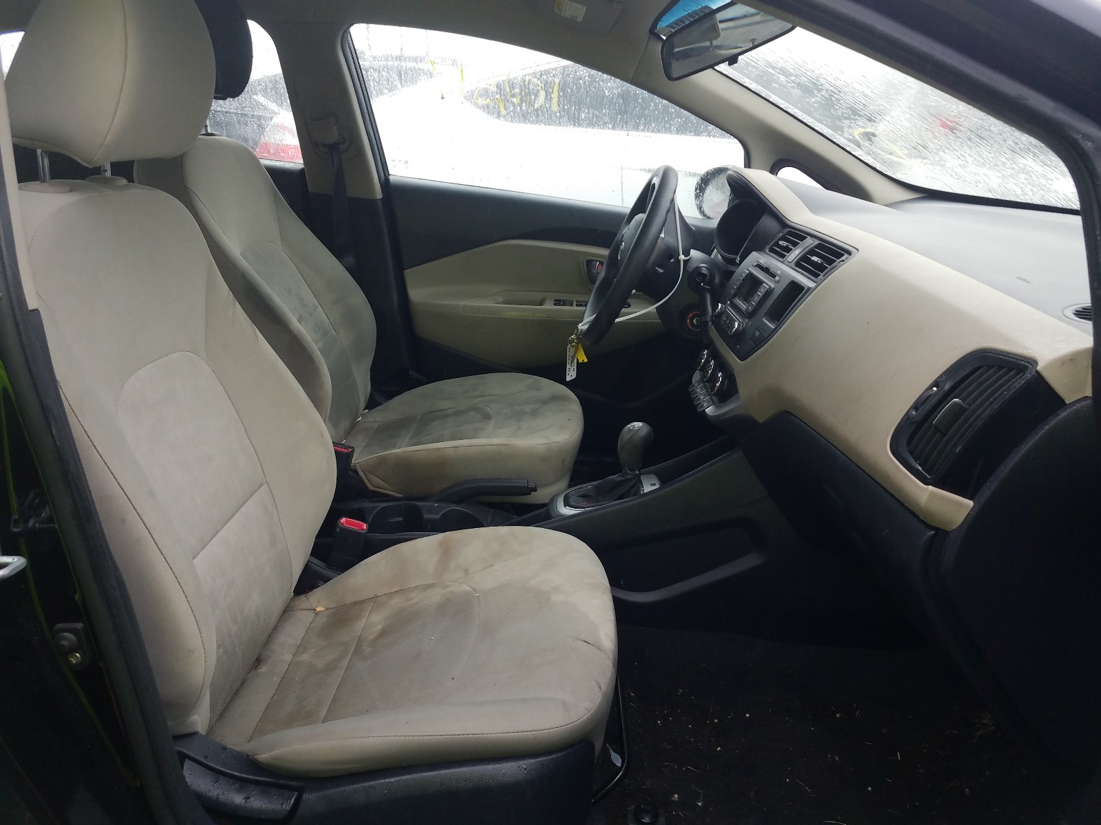Photo 5 from auction – 2013 KIA RIO LX with VIN KNADM4A33D6118727