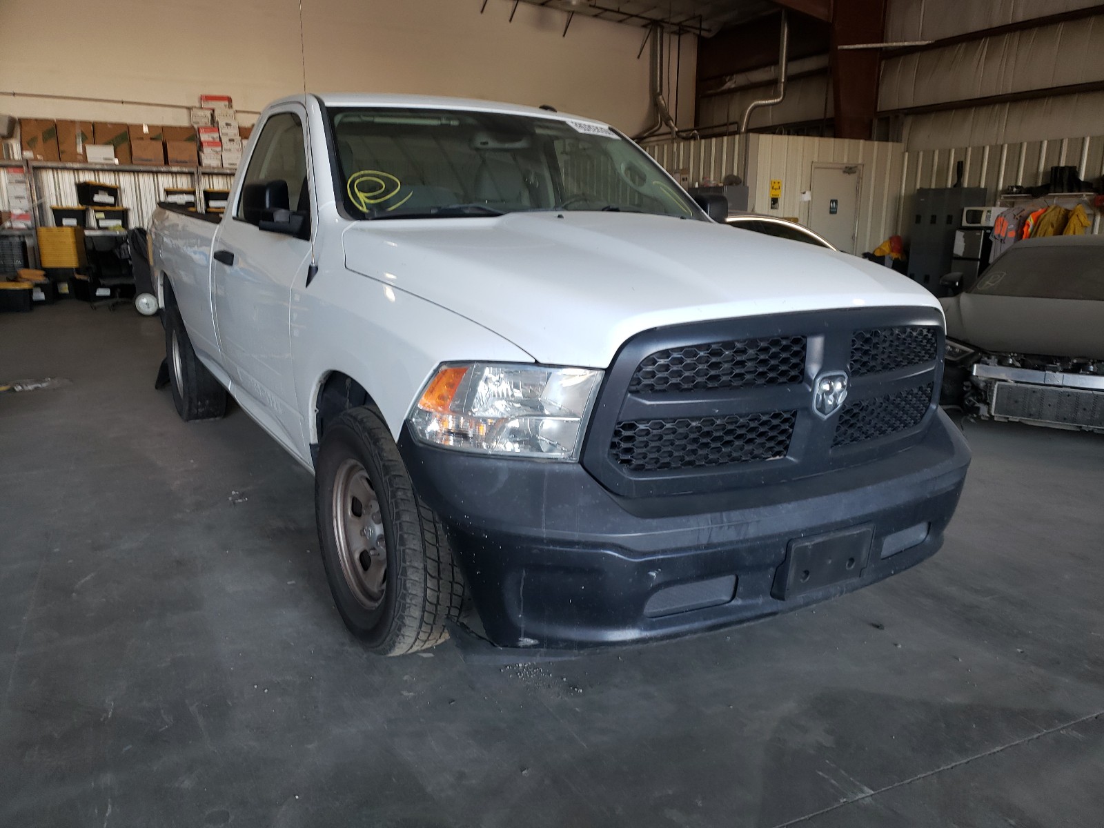 RAM 1500 ST 2016 z numerem VIN 3C6JR6DG7GG290688 - Zdjęcie z aukcji