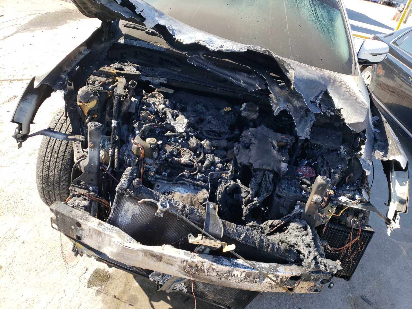 Photo 9 from auction – 2019 NISSAN PATHFINDER with VIN 5N1DR2MN8KC621721