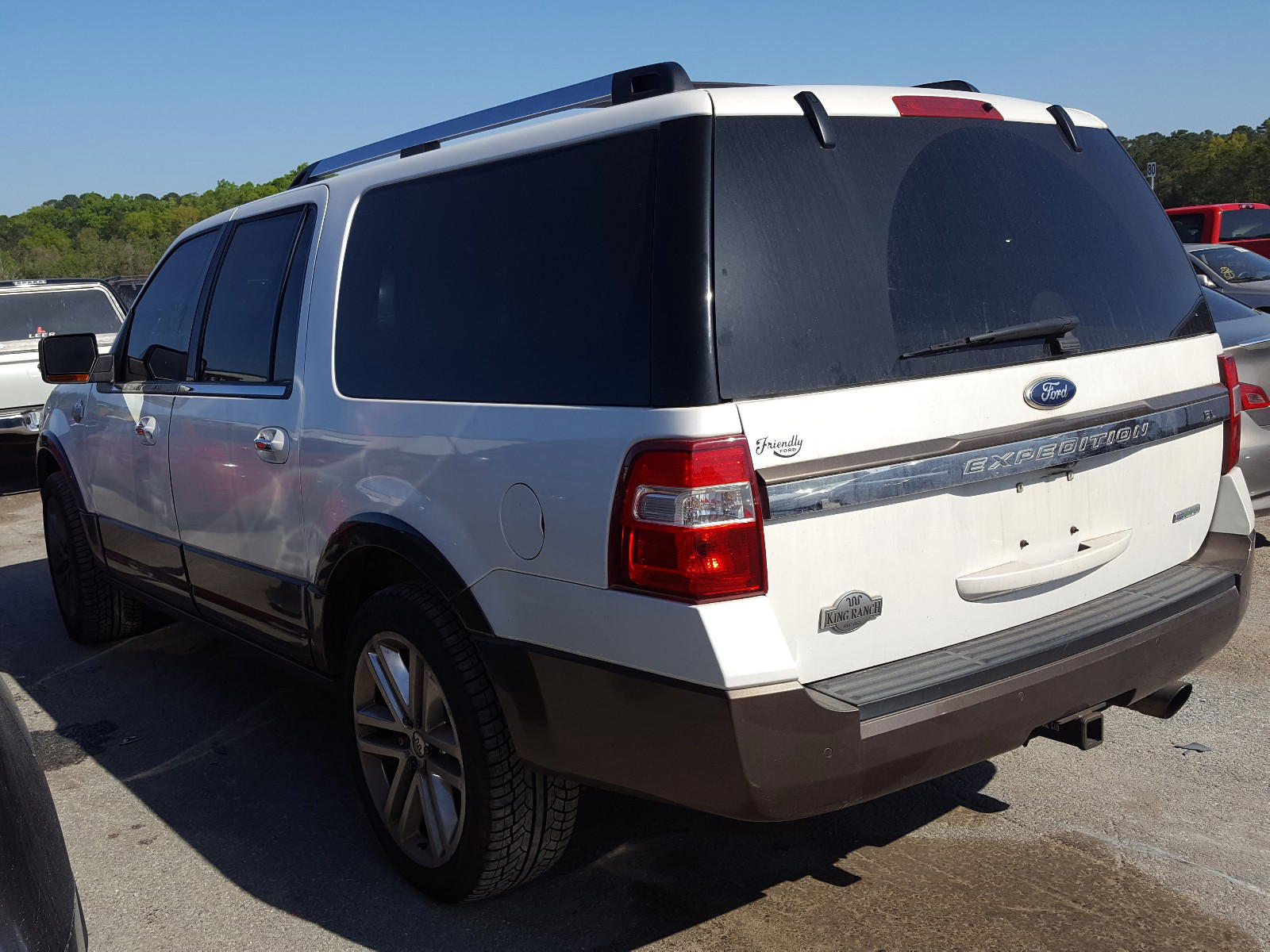 Photo 3 from auction – 2015 FORD EXPEDITION with VIN 1FMJK1JT6FEF41963