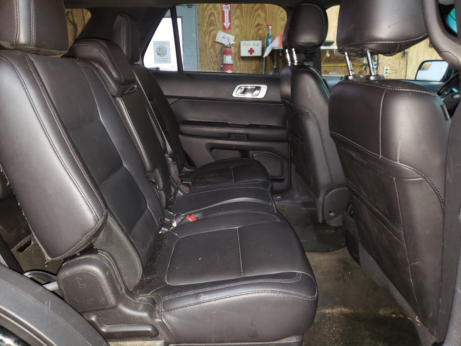 صورة رقم 6 من المزاد - 2015 FORD EXPLORER L مع VIN 1FM5K8F80FGC26143