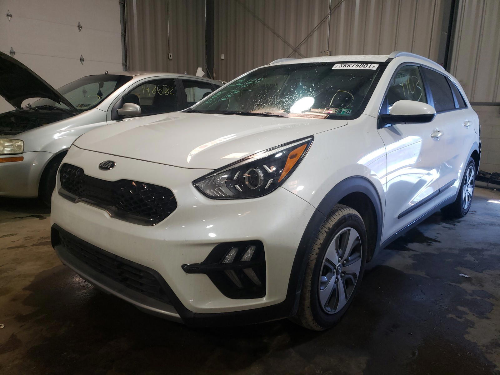 Photo 2 from auction – 2020 KIA NIRO LX with VIN KNDCB3LC2L5420719