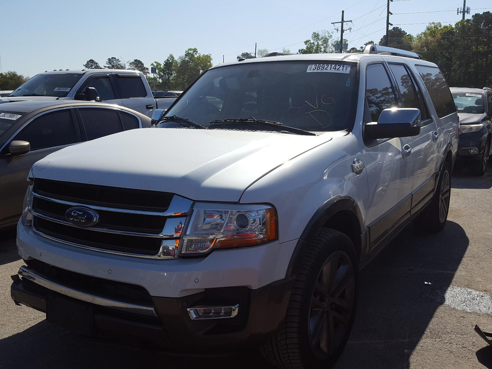 Photo 2 from auction – 2015 FORD EXPEDITION with VIN 1FMJK1JT6FEF41963
