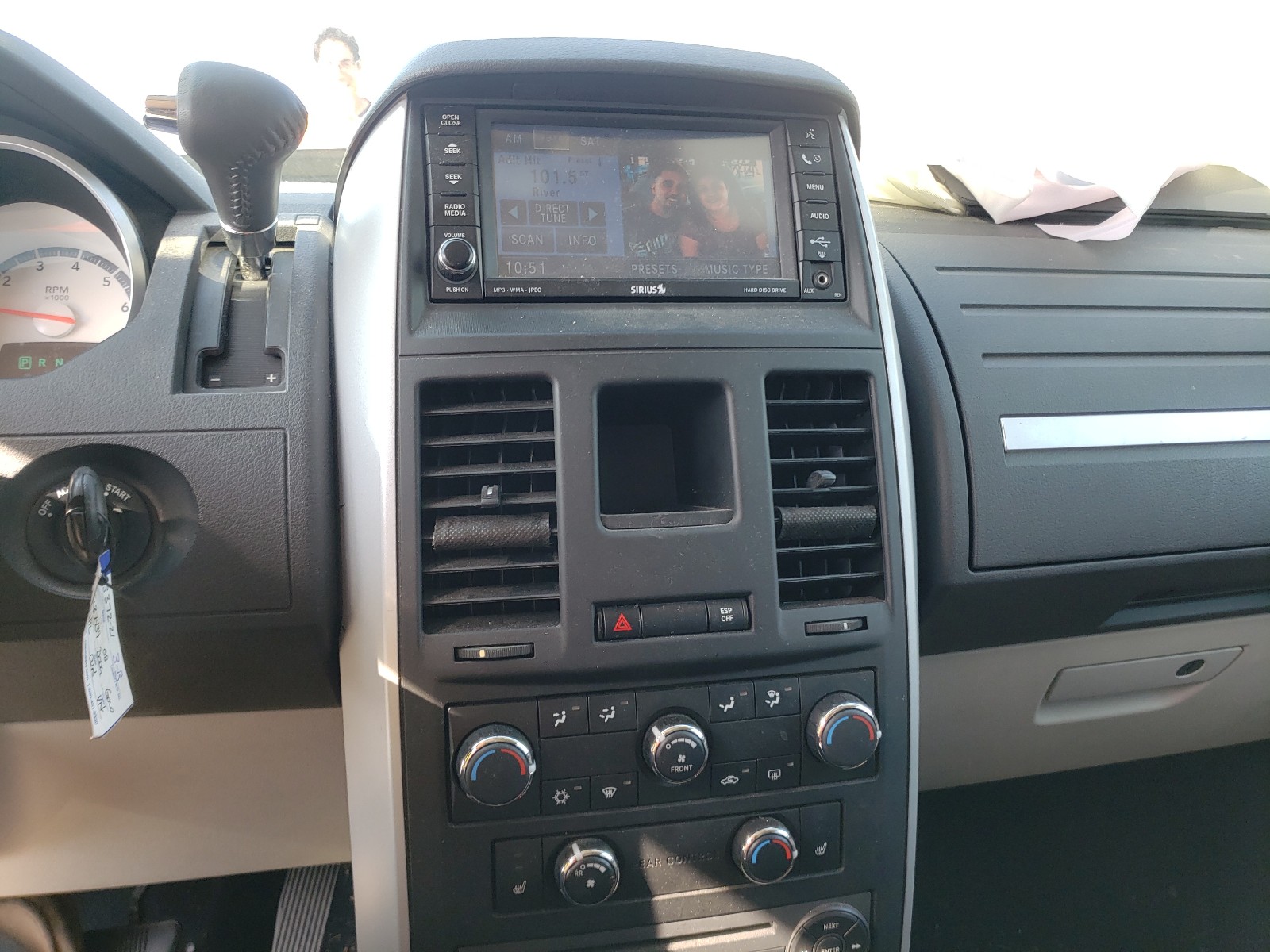 Photo 9 from auction – 2008 DODGE GRAND CARA with VIN 1D8HN54P48B154110