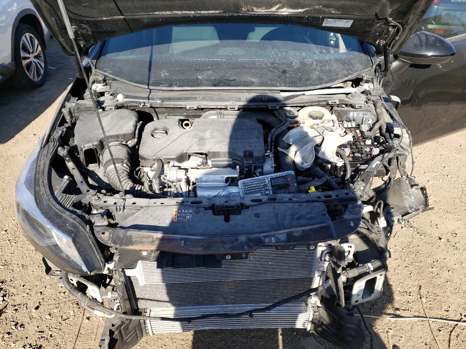 Photo 7 from auction – 2018 CHEVROLET CRUZE LT with VIN 3G1BE6SM6JS646403