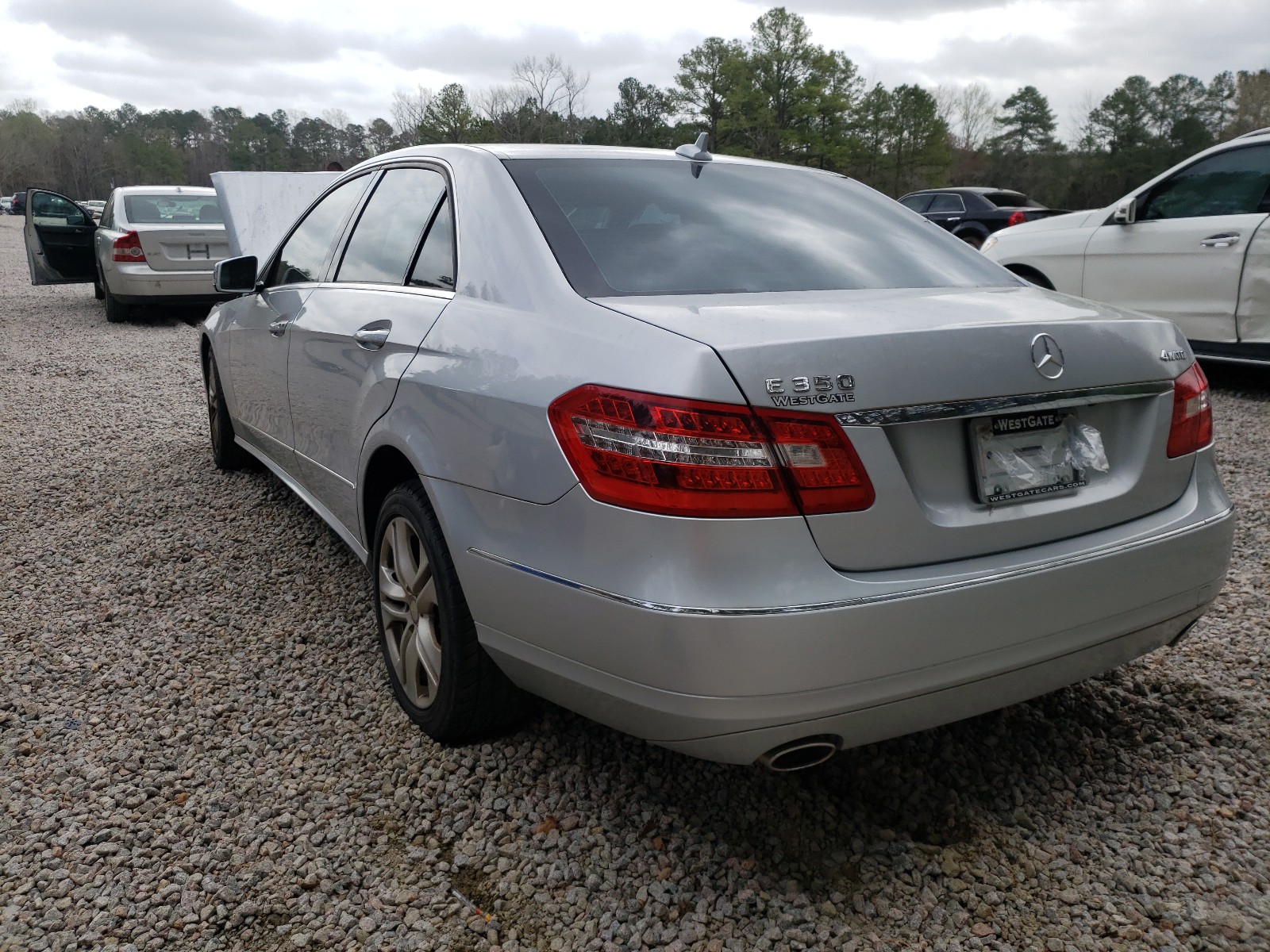 Photo 3 from auction – 2011 MERCEDES-BENZ E 350 4MAT with VIN WDDHF8HB9BA290621