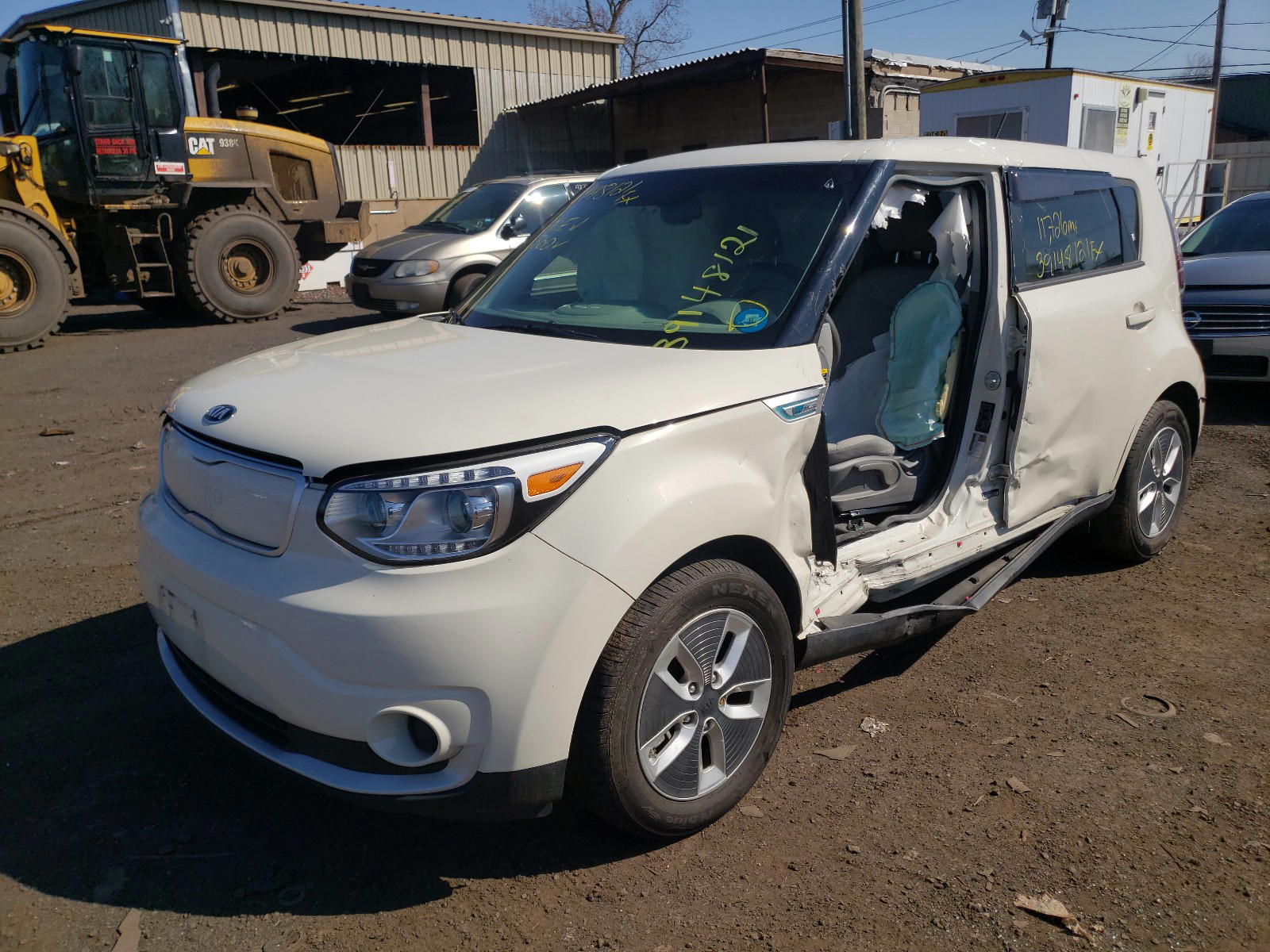 Photo 2 from auction – 2018 KIA SOUL EV with VIN KNDJP3AEXJ7028439