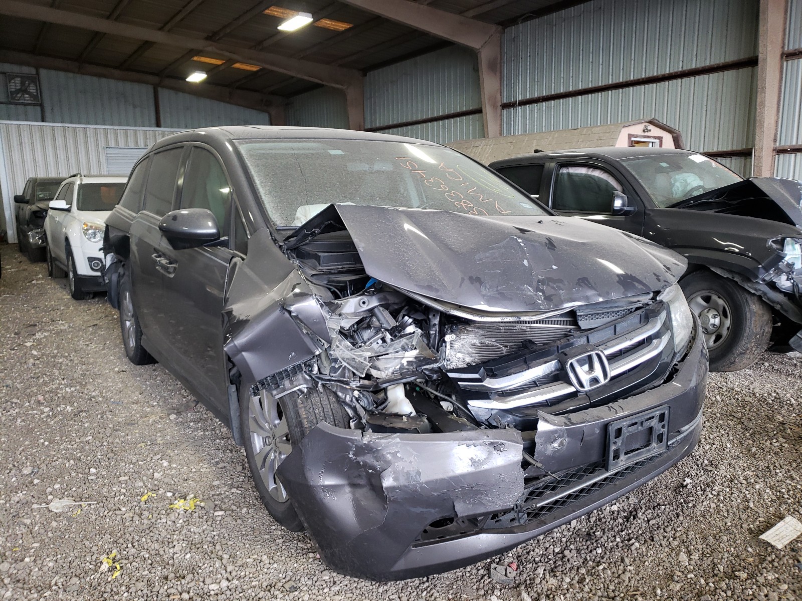 Photo 1 from auction – 2015 HONDA ODYSSEY EX with VIN 5FNRL5H61FB063882