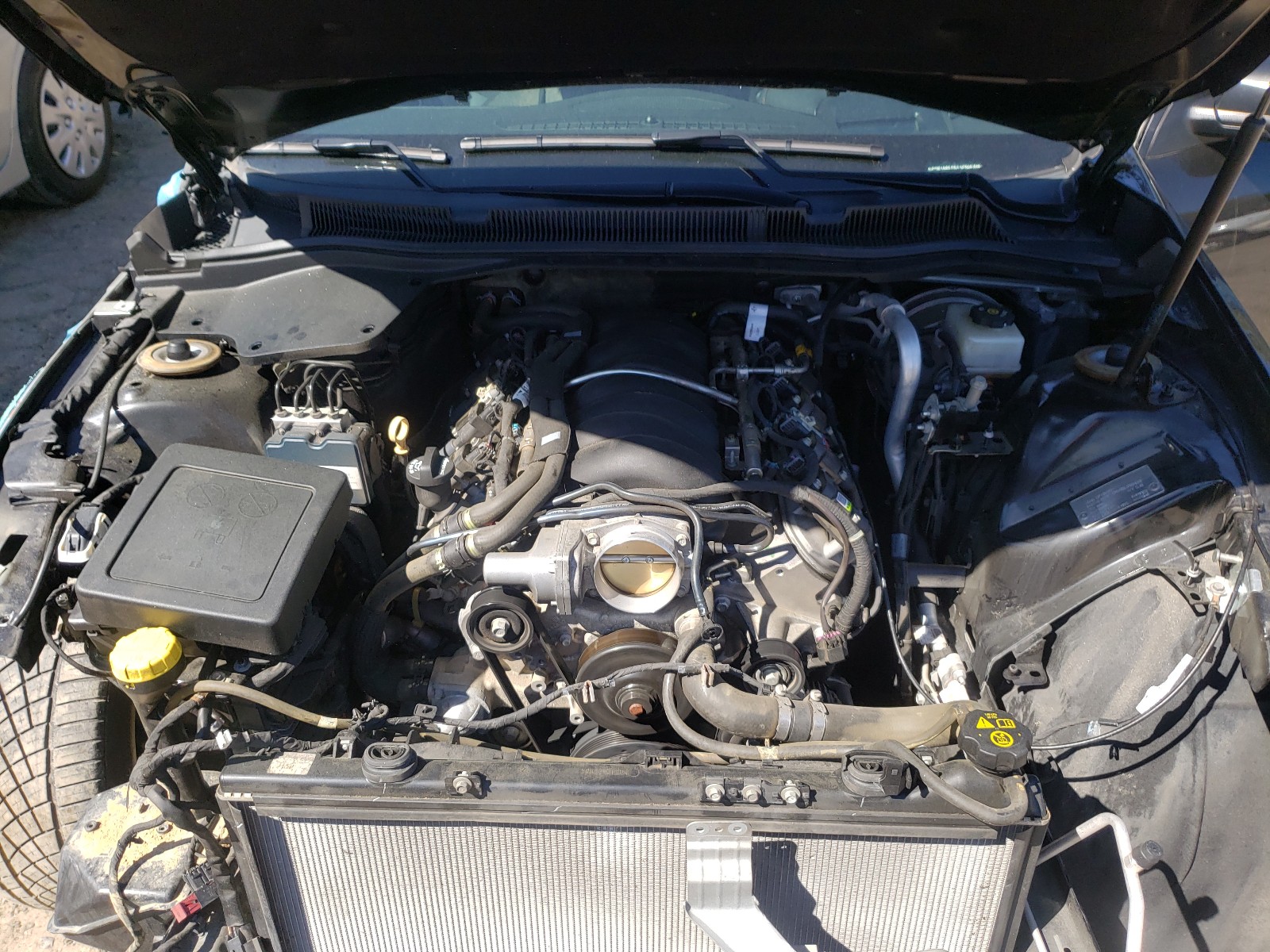 Photo 7 from auction – 2014 CHEVROLET SS with VIN 6G3F15RW3EL938420