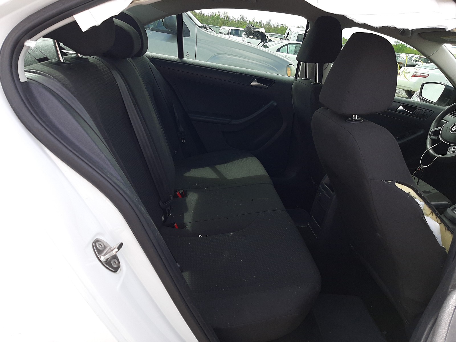 Photo 6 from auction – 2016 VOLKSWAGEN JETTA S with VIN 3VW267AJ0GM289358