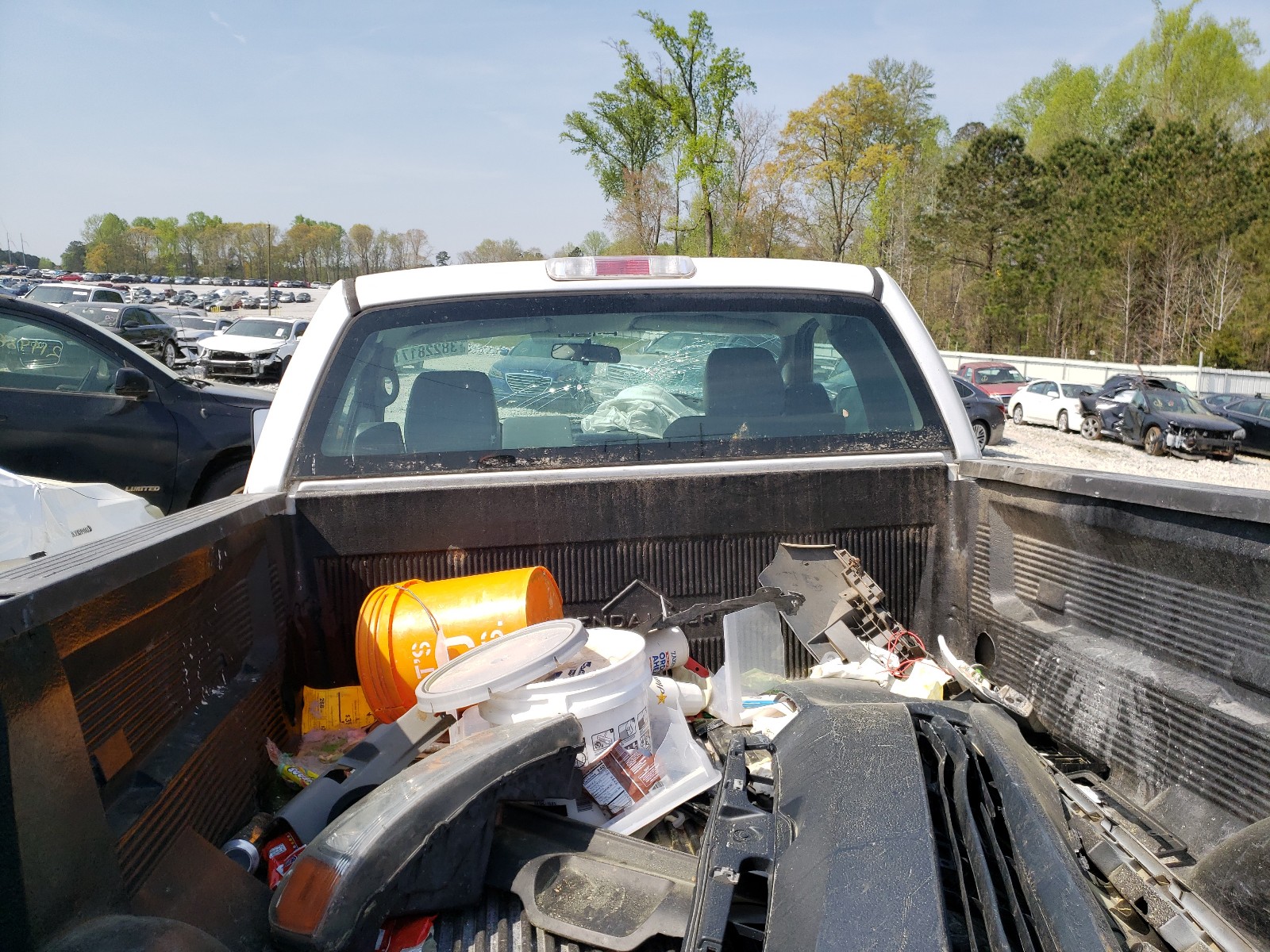 Zdjęcie 6 z aukcji – 2005 FORD F150 z VIN 1FTVF12545NC01638