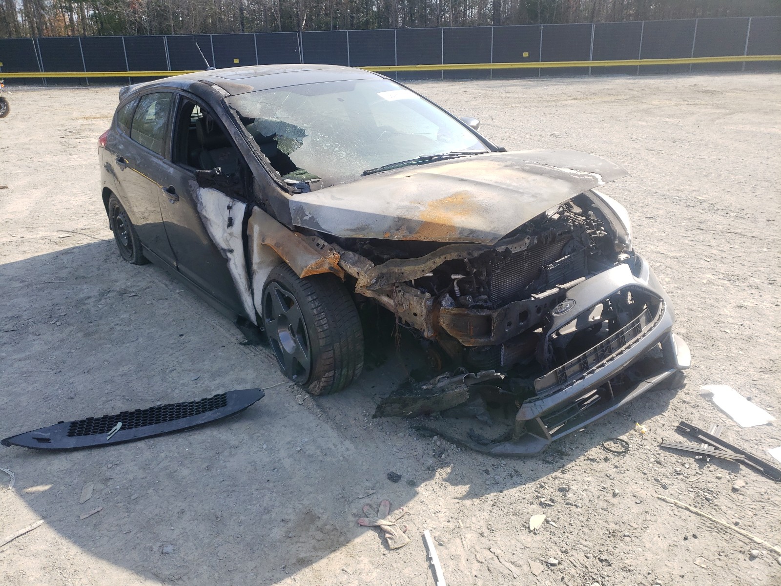 Zdjęcie 9 z aukcji – 2018 FORD FOCUS ST z VIN 1FADP3L90JL331790