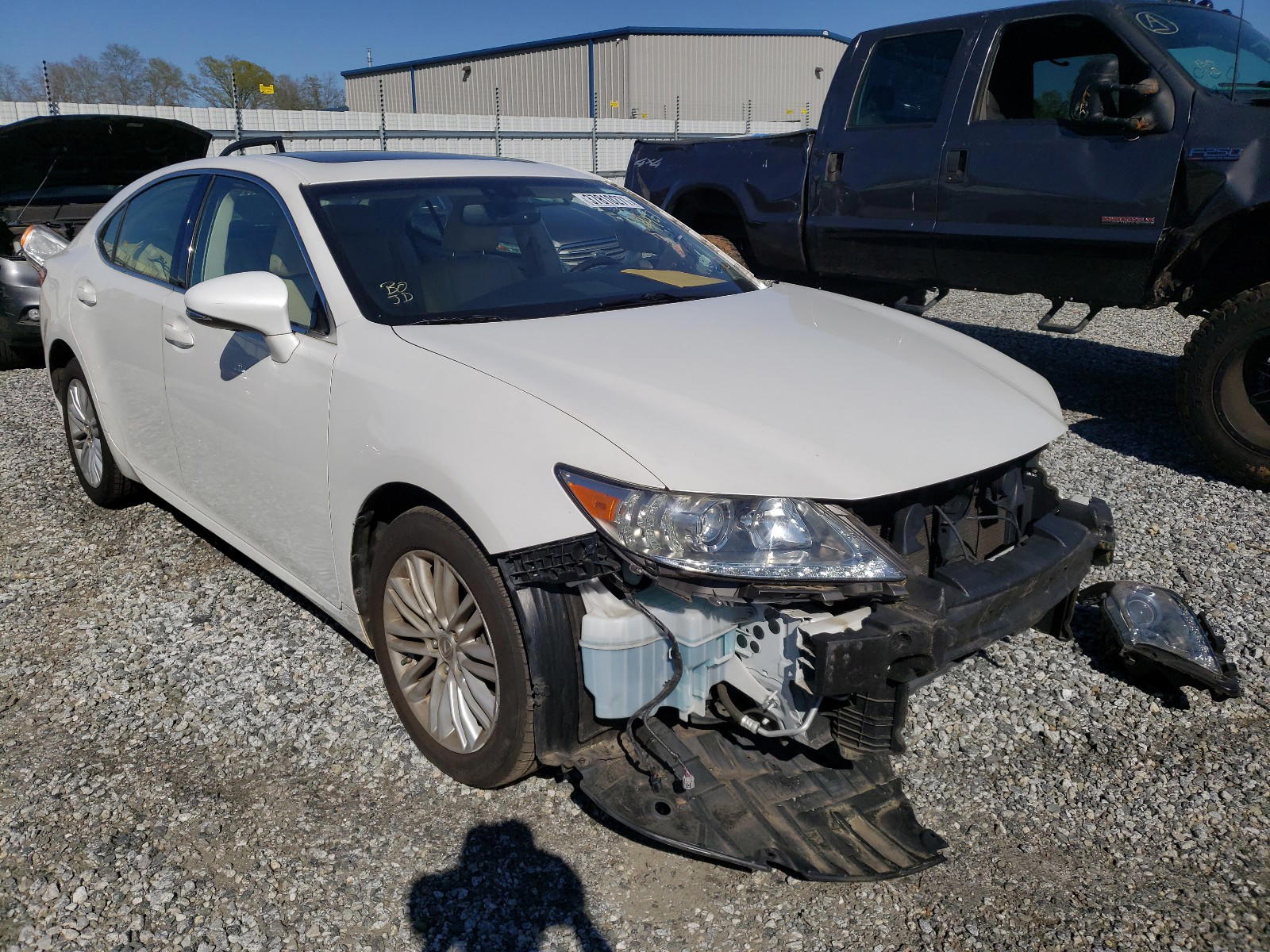 LEXUS ES 350 2014 with VIN JTHBK1GG8E2086566 - Photo from auction