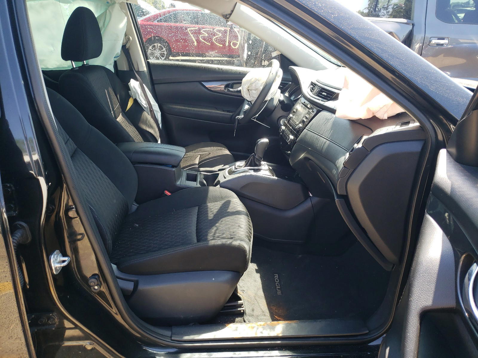 Photo 5 from auction – 2017 NISSAN ROGUE S with VIN KNMAT2MT9HP507560