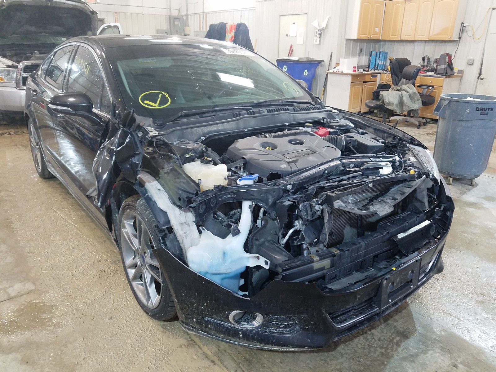 FORD FUSION TIT 2015 with VIN 3FA6P0K92FR118132 - Photo from auction