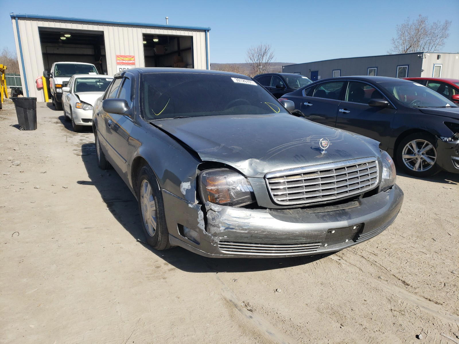 CADILLAC DEVILLE 2004 with VIN 1G6KD54Y14U263898 - Photo from auction