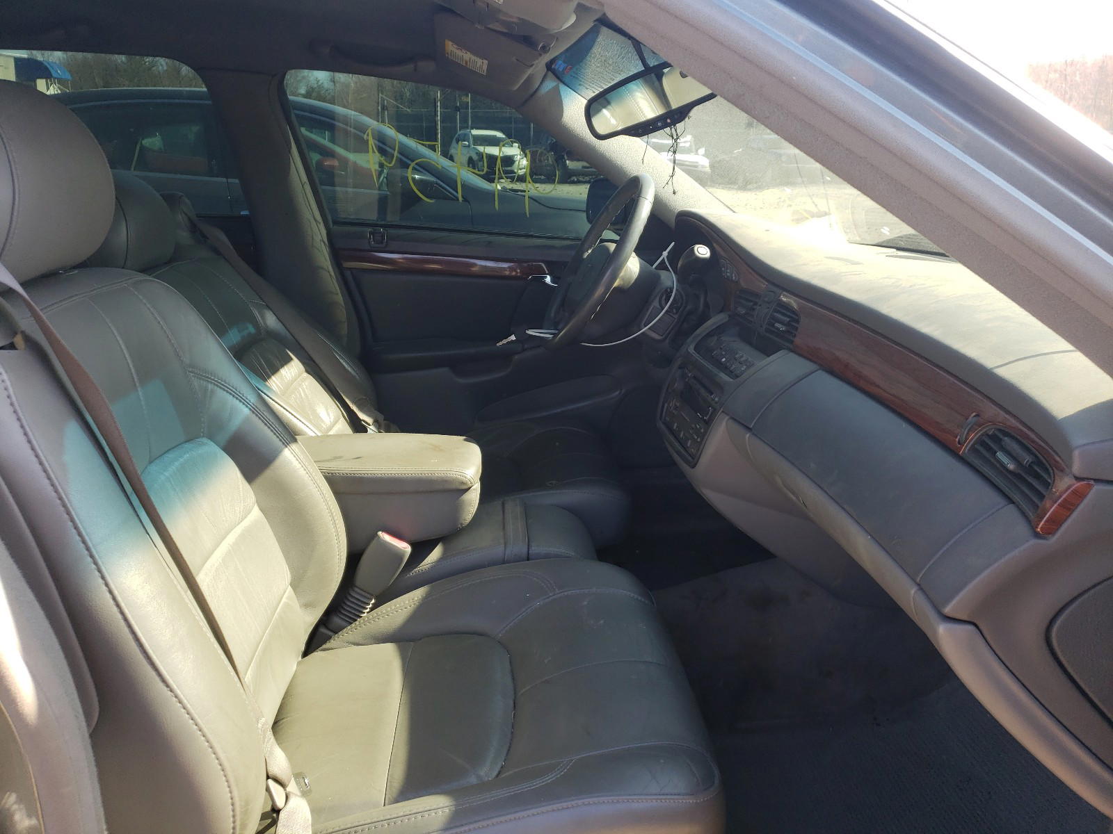 Photo 5 from auction – 2004 CADILLAC DEVILLE with VIN 1G6KD54Y14U263898