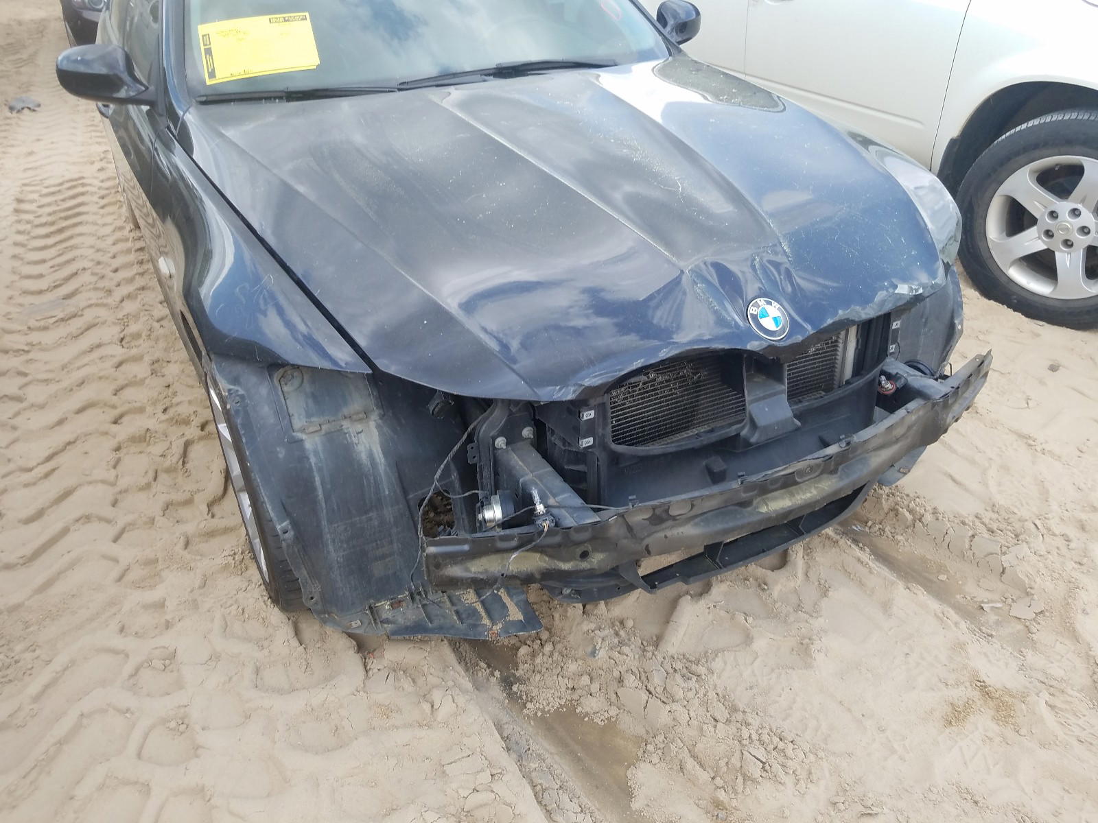 Photo 9 from auction – 2011 BMW 328 I with VIN WBAPH7C54BE850904