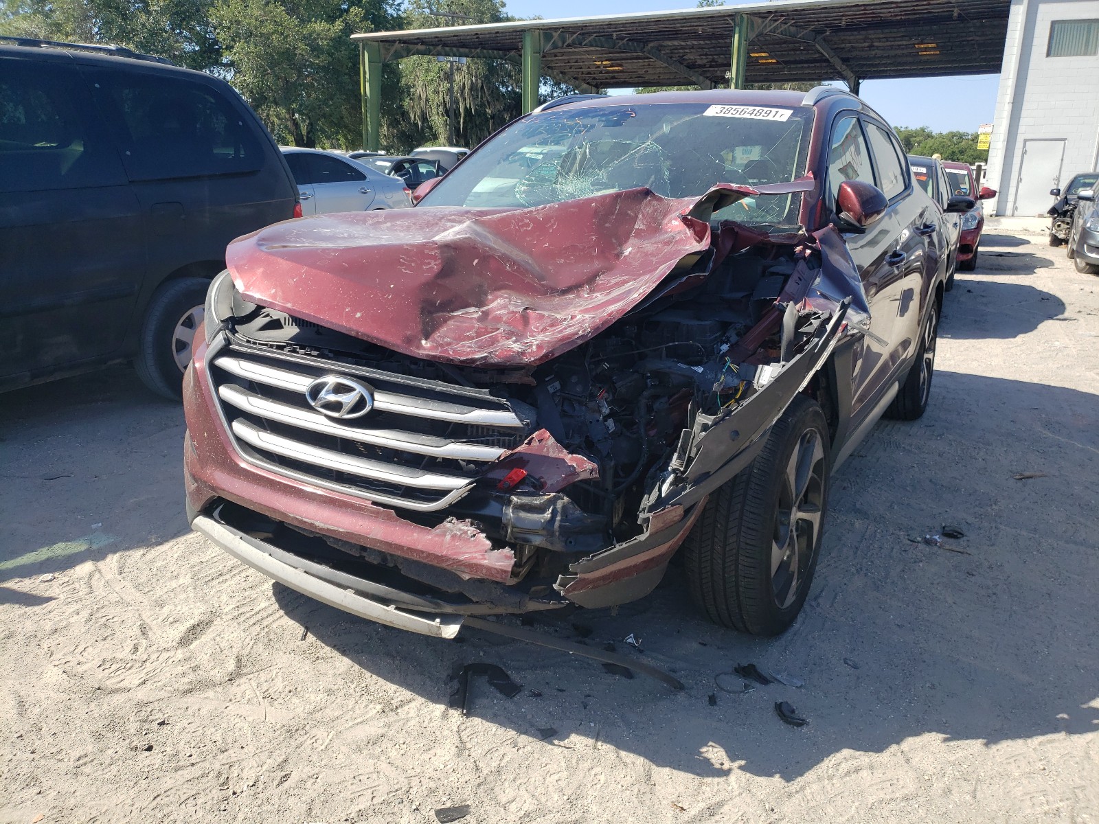 Photo 9 from auction – 2017 HYUNDAI TUCSON LIM with VIN KM8J3CA20HU315975