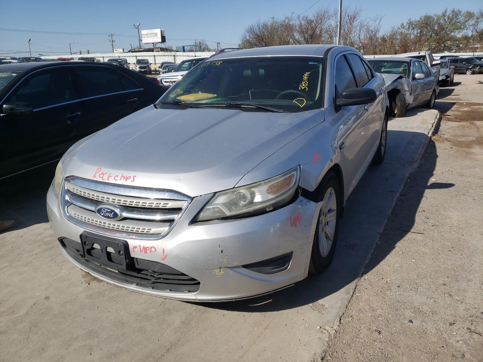 Photo 2 from auction – 2011 FORD TAURUS SE with VIN 1FAHP2DW3BG109738