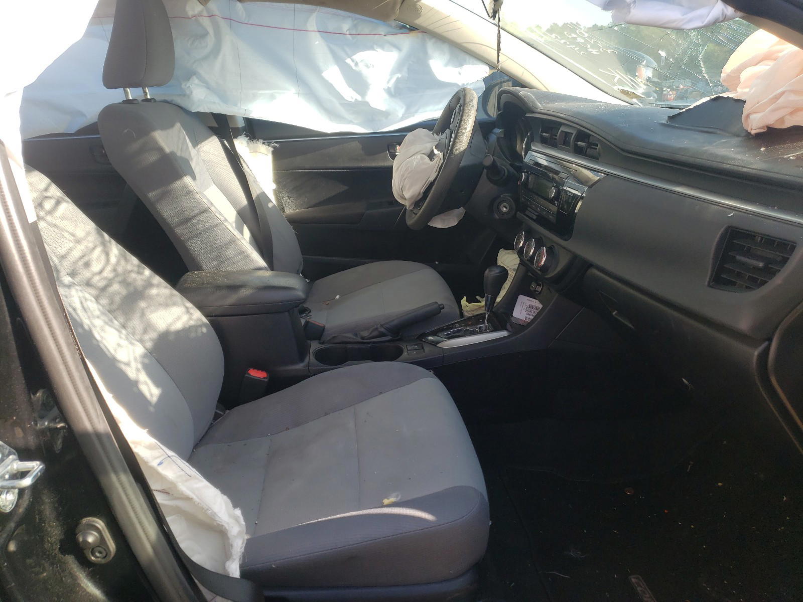 Photo 5 from auction – 2014 TOYOTA COROLLA L with VIN 2T1BURHE2EC092422