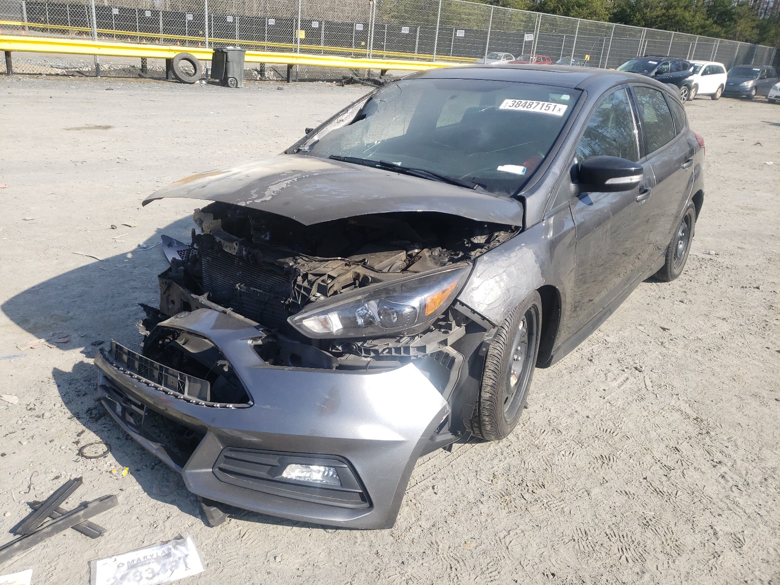 Zdjęcie 2 z aukcji – 2018 FORD FOCUS ST z VIN 1FADP3L90JL331790