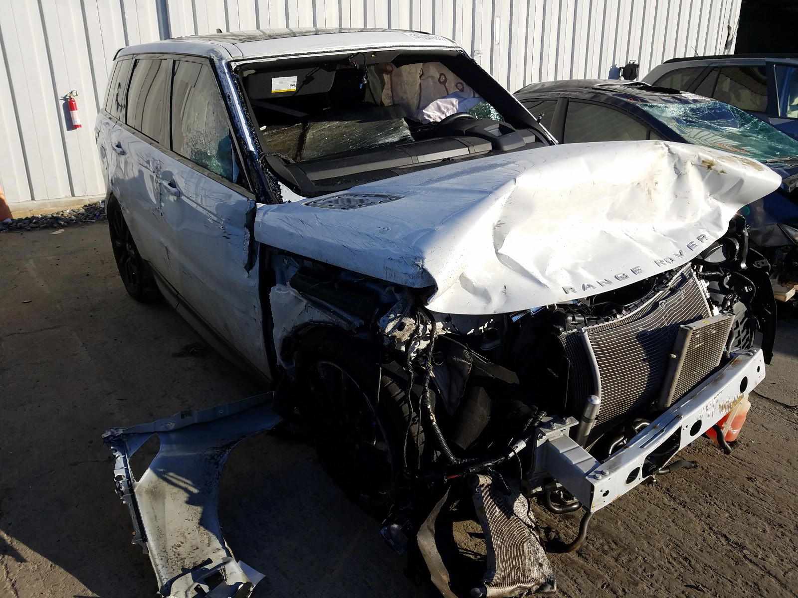 LAND ROVER RANGE ROVE 2016 with VIN SALWR2EFXGA108454 - Photo from auction