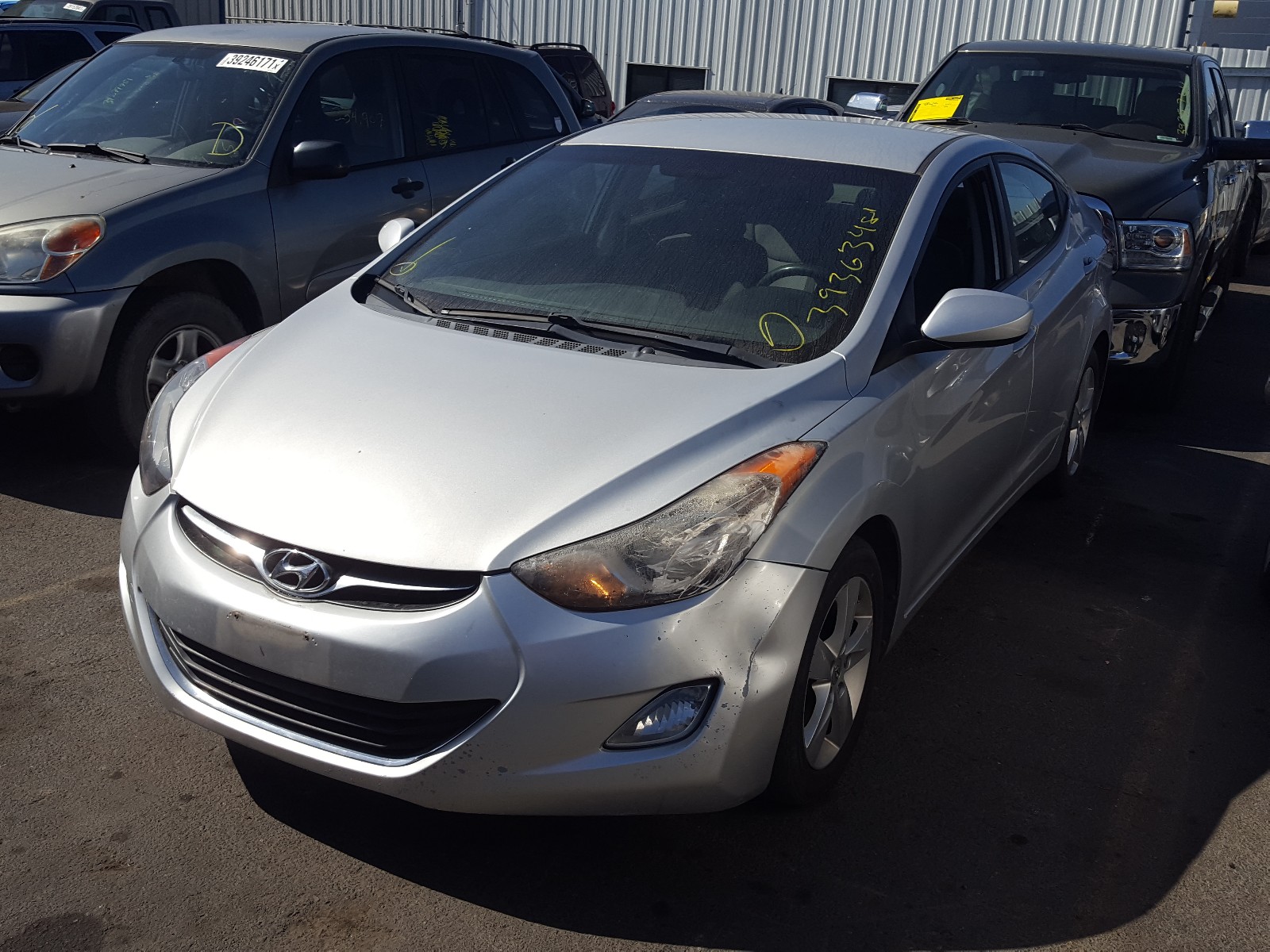Photo 2 from auction – 2012 HYUNDAI ELANTRA GL with VIN KMHDH4AE7CU332733