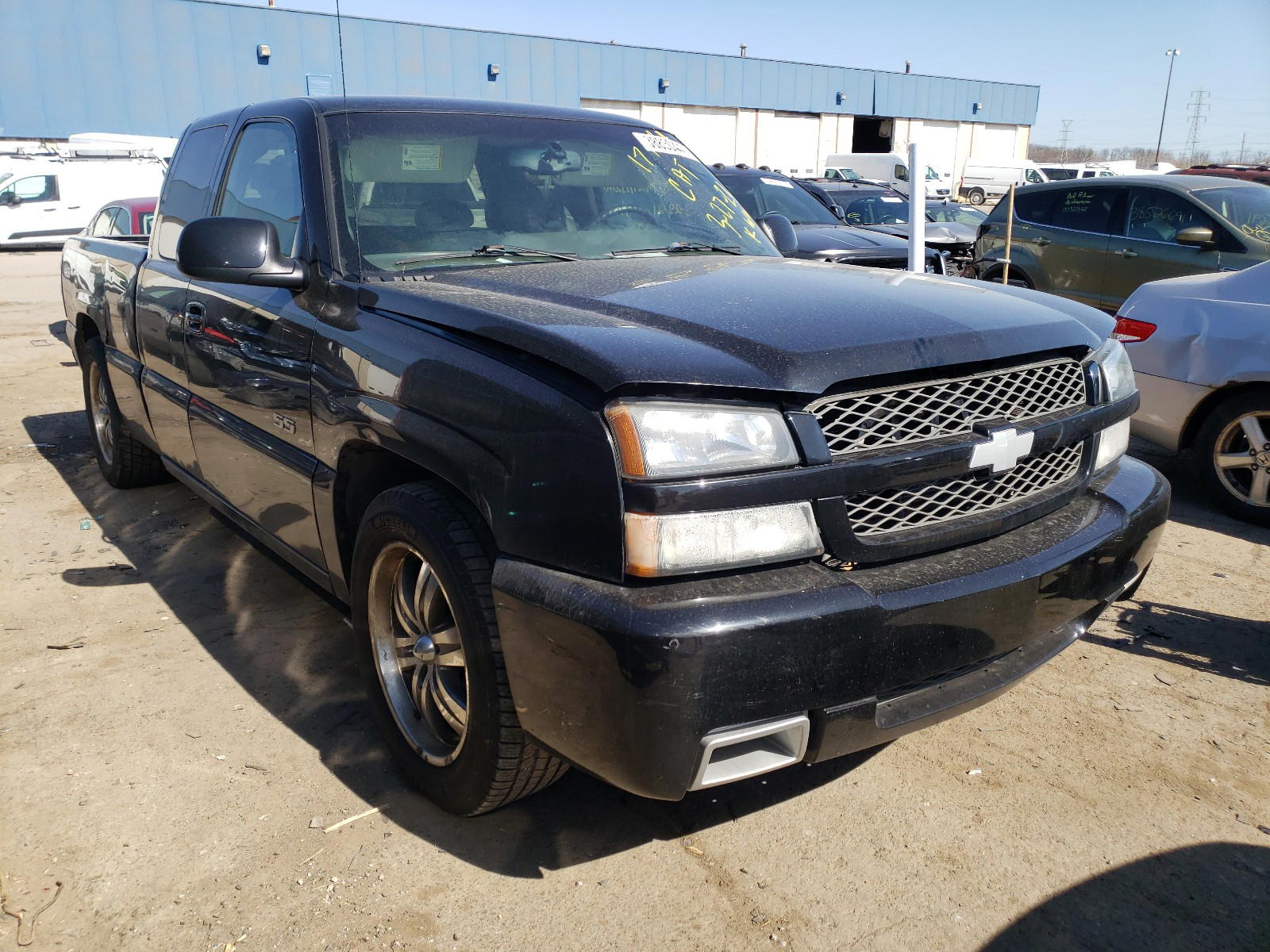 CHEVROLET SILVERADO 2004 with VIN 2GCEK19N241143370 - Photo from auction