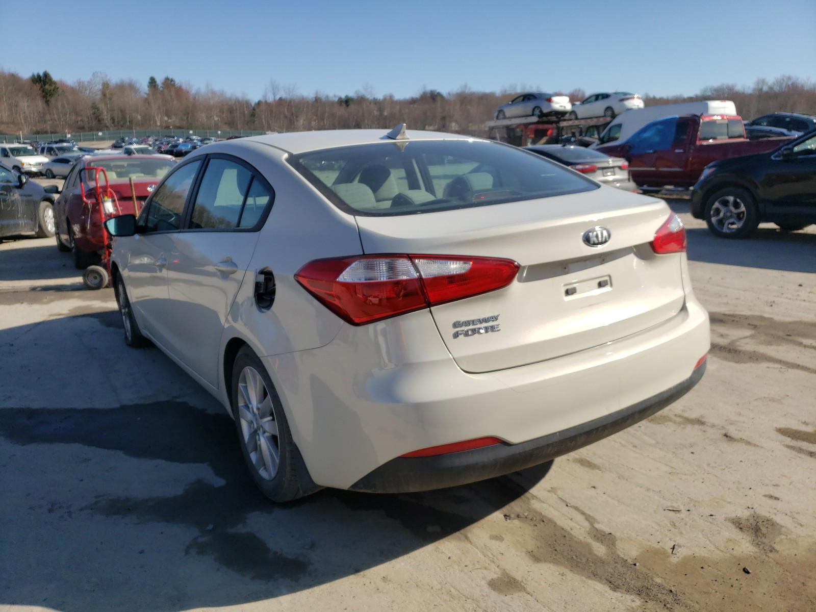 Photo 3 from auction – 2014 KIA FORTE LX with VIN KNAFX4A67E5070019