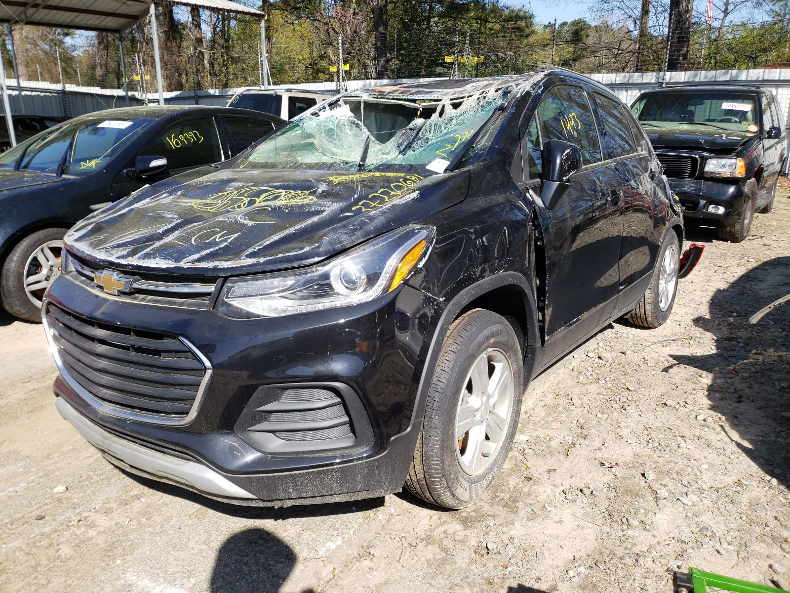 Photo 2 from auction – 2021 CHEVROLET TRAX with VIN KL7CJLSB7MB315086