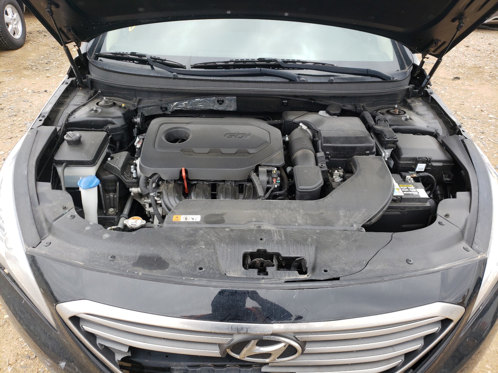 Photo 7 from auction – 2016 HYUNDAI SONATA SE with VIN 5NPE24AF4GH311891