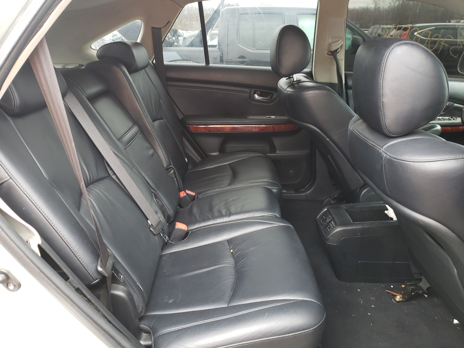 Zdjęcie 6 z aukcji – 2004 LEXUS RX 330 z VIN 2T2HA31U24C030921