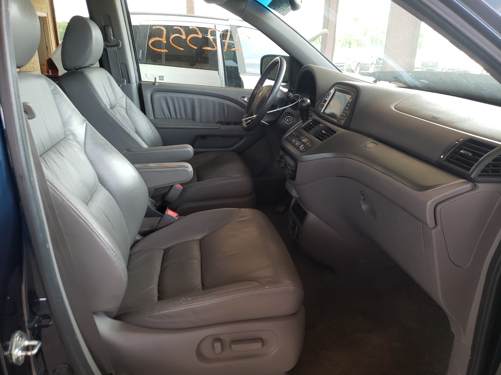 Photo 5 from auction – 2009 HONDA ODYSSEY EX with VIN 5FNRL38759B413354